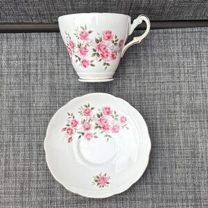 Vintage REGENCY Bone China (England) Pink Roses Tea Cup & Saucer Set, Gold Trim